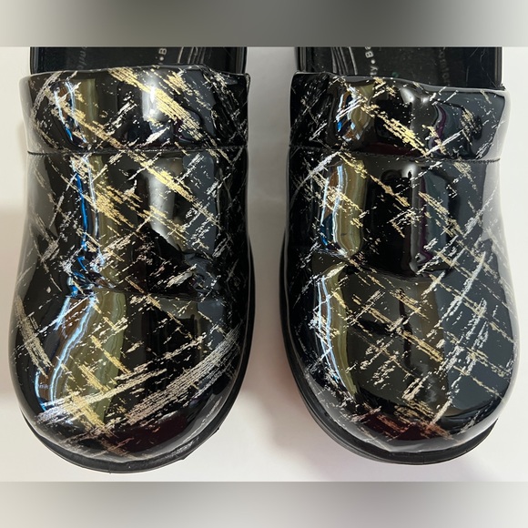 Women’s Easy Works by Easy Street Laurie Work Shoes Size 9W Black/Silver/Gold - Picture 8 of 12